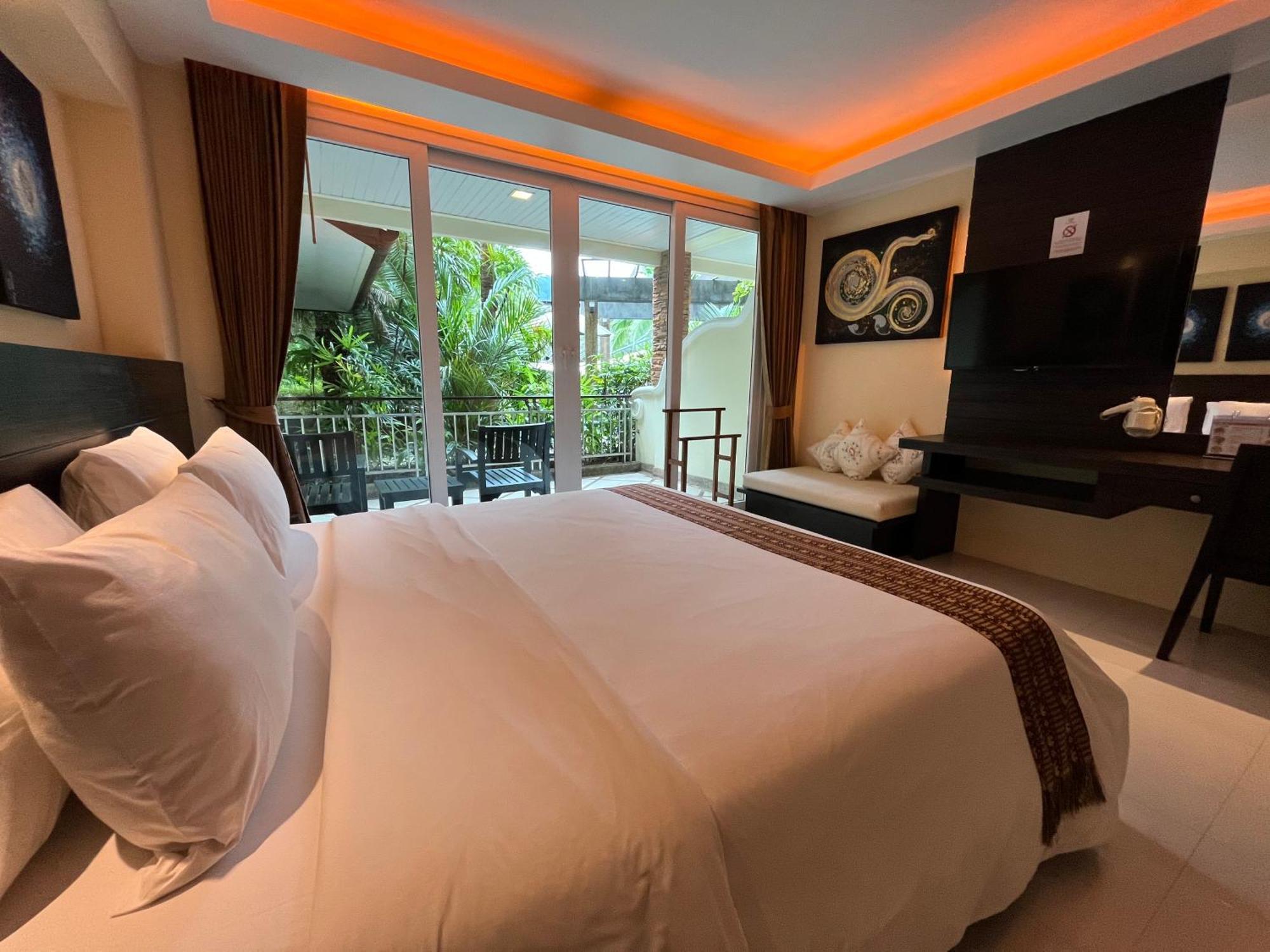 R-Mar Resort And Spa Patong, Phuket Ngoại thất bức ảnh