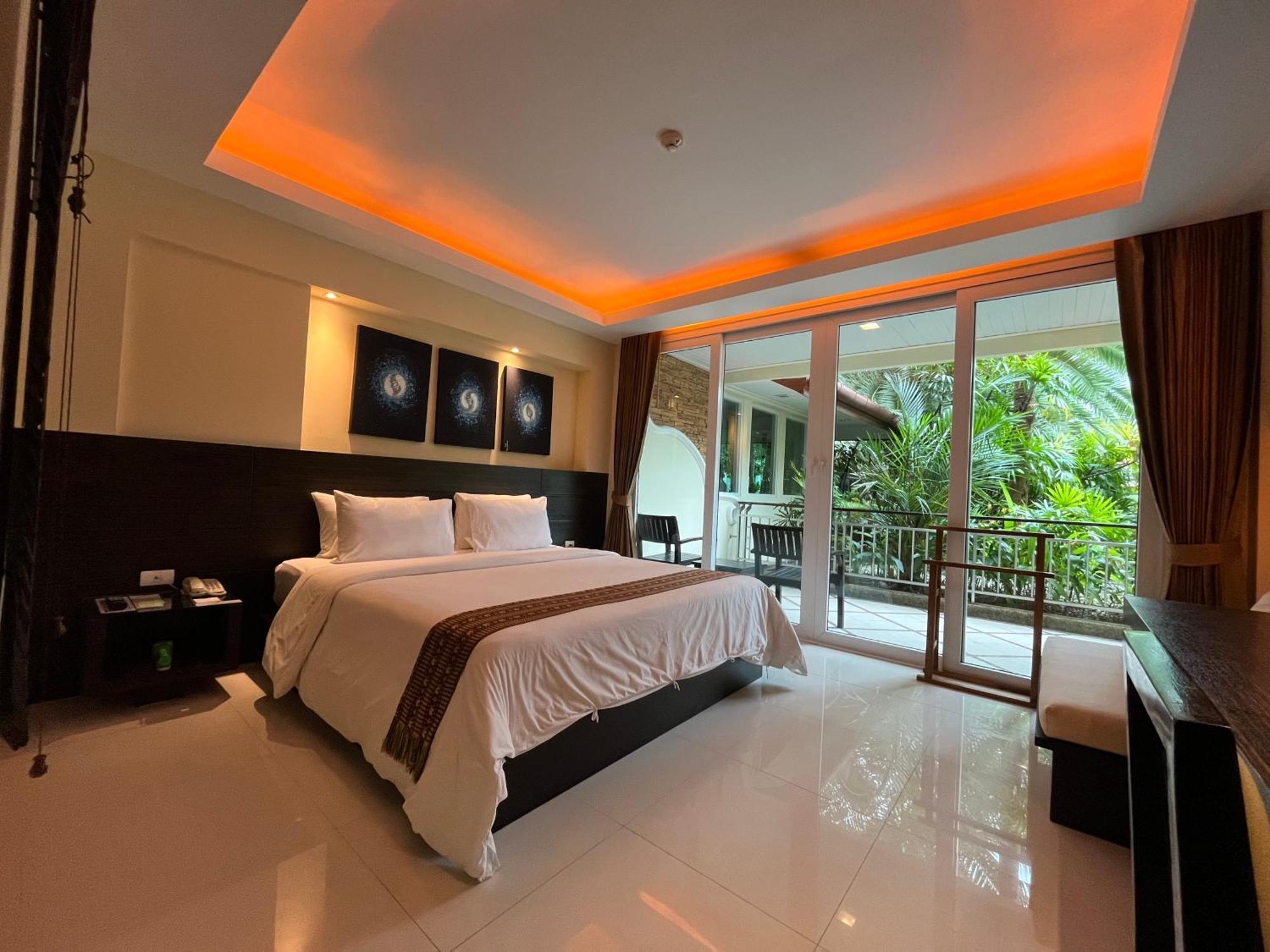 R-Mar Resort And Spa Patong, Phuket Ngoại thất bức ảnh