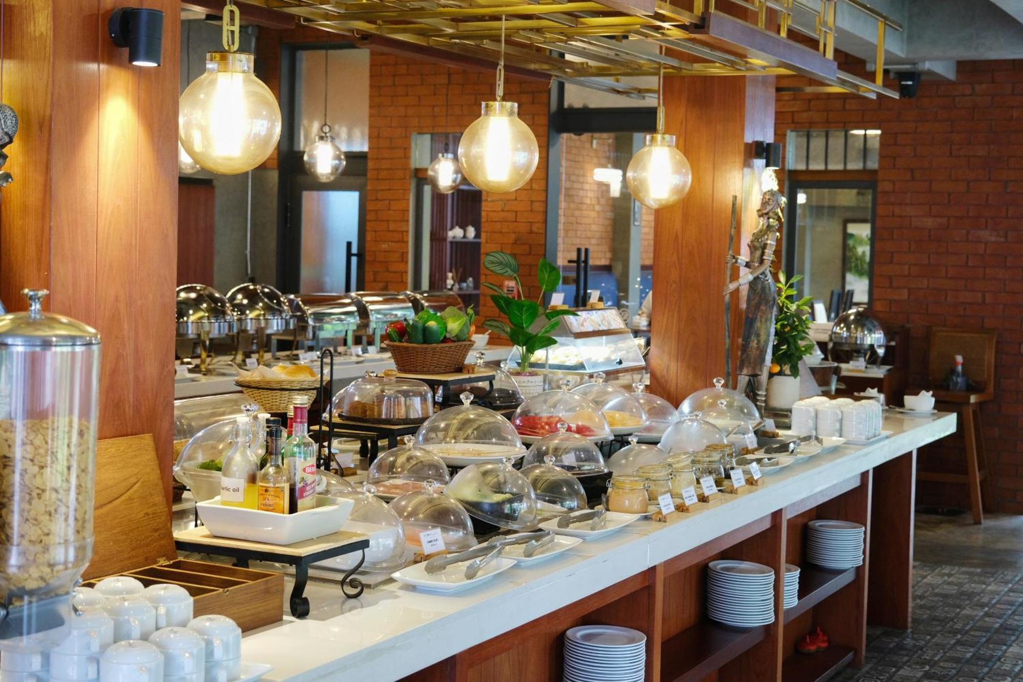 R-Mar Resort And Spa Patong, Phuket Ngoại thất bức ảnh