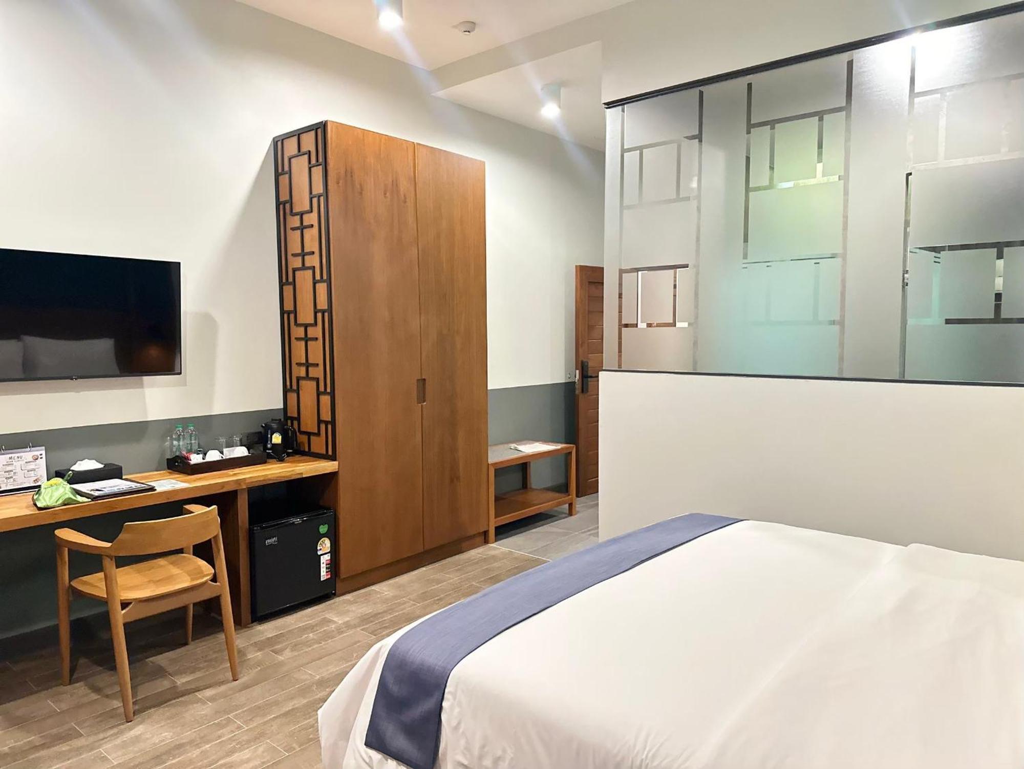 R-Mar Resort And Spa Patong, Phuket Ngoại thất bức ảnh
