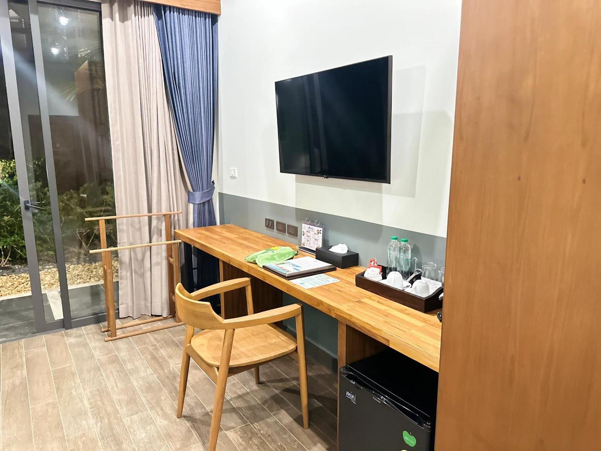 R-Mar Resort And Spa Patong, Phuket Ngoại thất bức ảnh